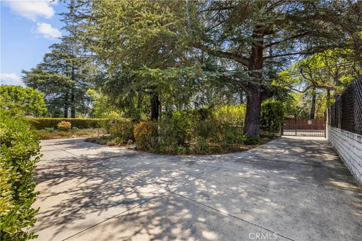 13621 Erwin Street, Van Nuys, California 91401
