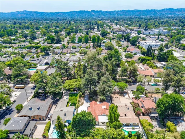 13621 Erwin Street, Van Nuys, California 91401