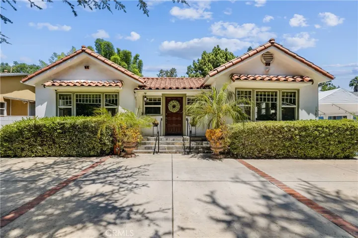 13621 Erwin Street, Van Nuys, California 91401