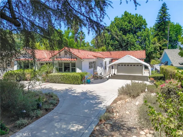 13621 Erwin Street, Van Nuys, California 91401
