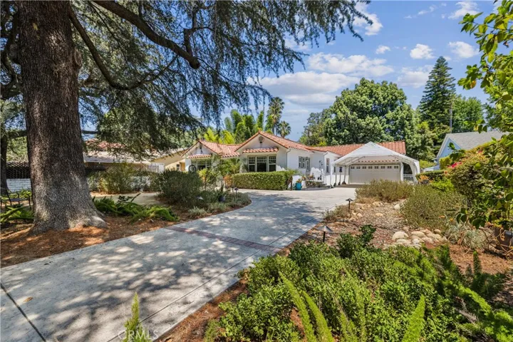 13621 Erwin Street, Van Nuys, California 91401