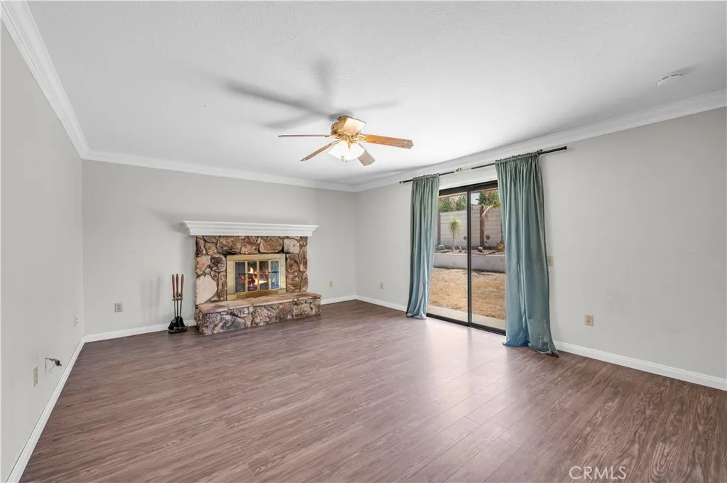 4455 Brighton Court, Hemet, California 92544 home-pic-12