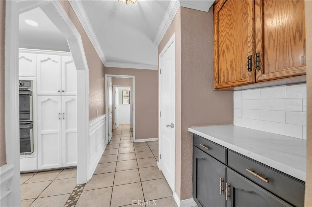 4455 Brighton Court, Hemet, California 92544 home-pic-8