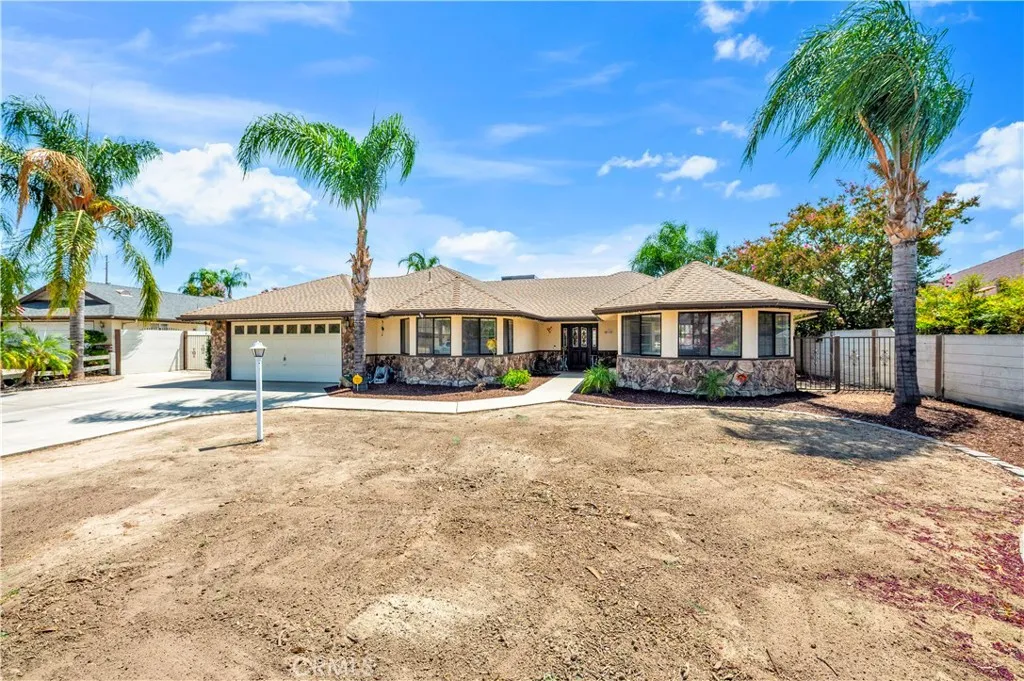 4455 Brighton Court, Hemet, California 92544 home-pic-0
