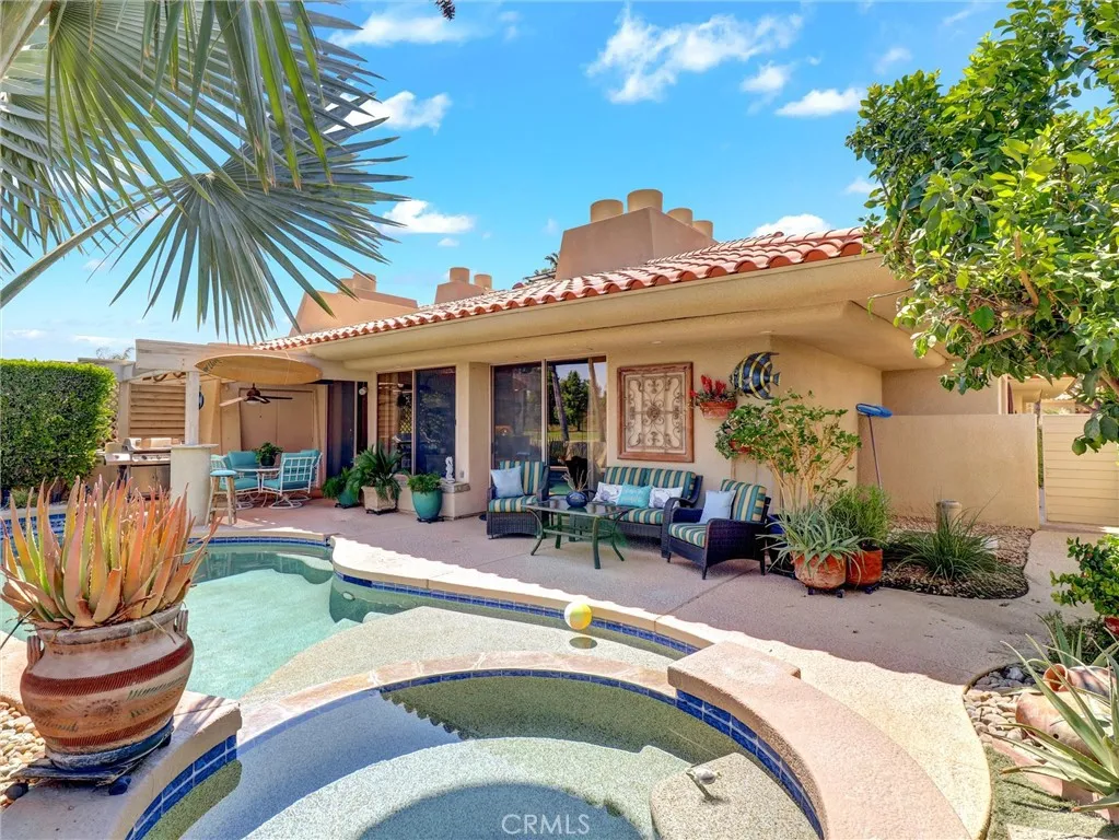 208 Kavenish Drive S, Rancho Mirage, California 92270 home-pic-47