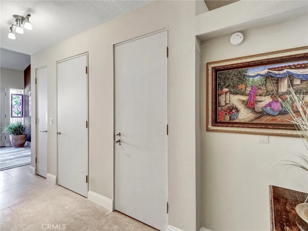 208 Kavenish Drive S, Rancho Mirage, California 92270 home-pic-17