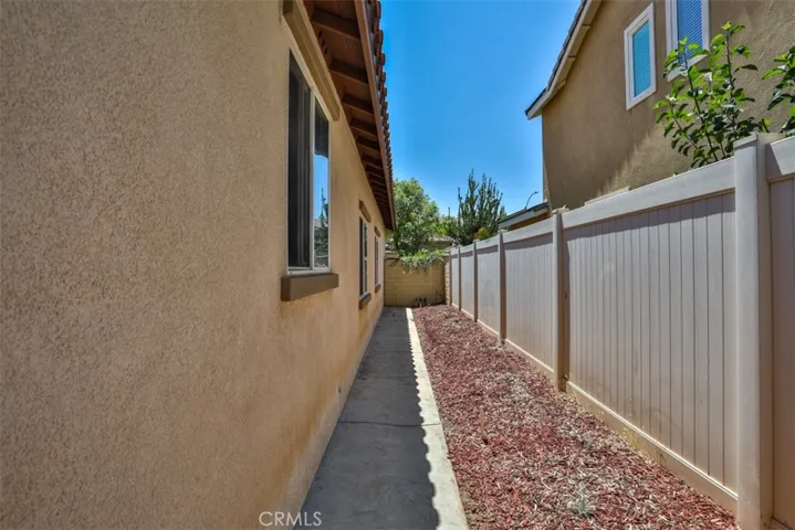 South Side Yard