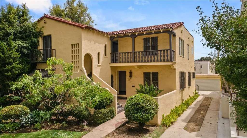 138 N Swall Drive, Beverly Hills, California 90211 home-pic-0