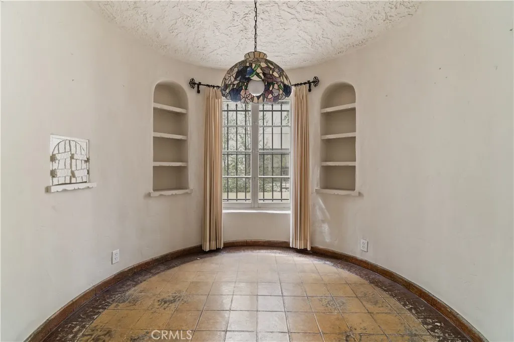 138 N Swall Drive, Beverly Hills, California 90211 home-pic-7