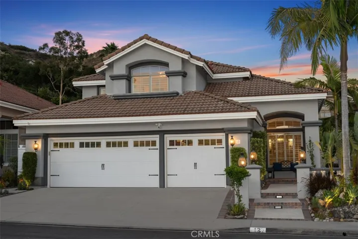 12 La Perla, Lake Forest, California 92610