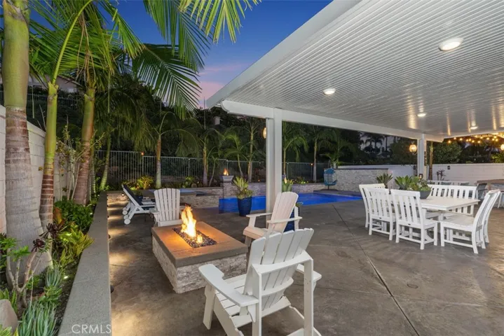 12 La Perla, Lake Forest, California 92610
