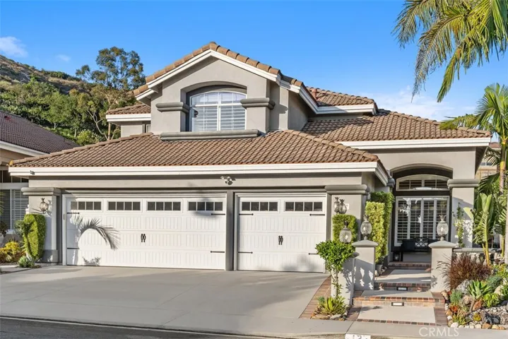 12 La Perla, Lake Forest, California 92610