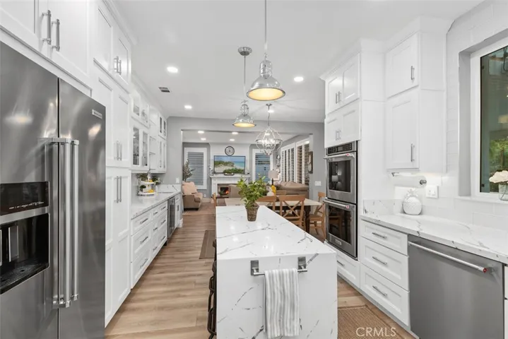 12 La Perla, Lake Forest, California 92610