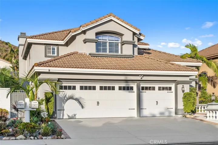 12 La Perla, Lake Forest, California 92610