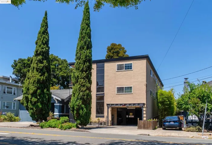 View of front facade featuring stucco siding