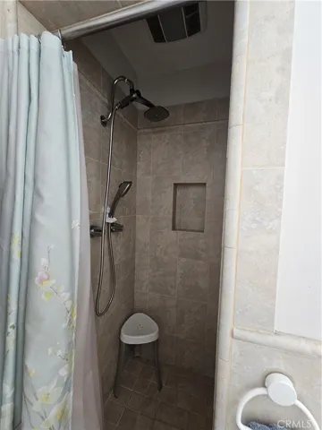 5573 E E Bonnie Brae Street E, Montclair, California 91763
