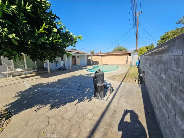 5573 E E Bonnie Brae Street E, Montclair, California 91763