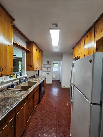 5573 E E Bonnie Brae Street E, Montclair, California 91763