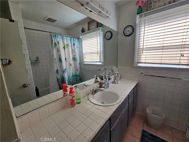 5573 E E Bonnie Brae Street E, Montclair, California 91763