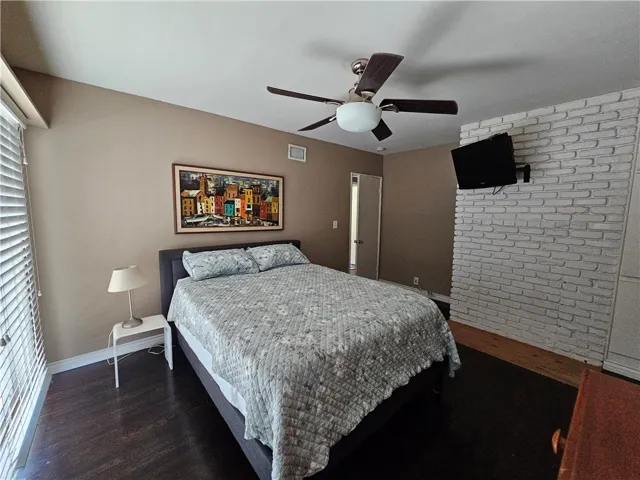 5573 E E Bonnie Brae Street E, Montclair, California 91763