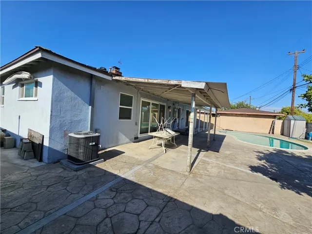 5573 E E Bonnie Brae Street E, Montclair, California 91763