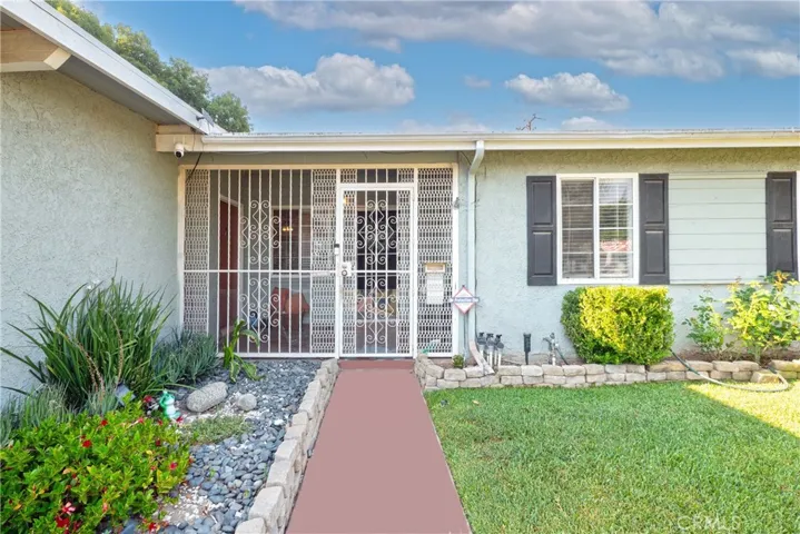 934 Hallwood Avenue, Pomona, California 91767