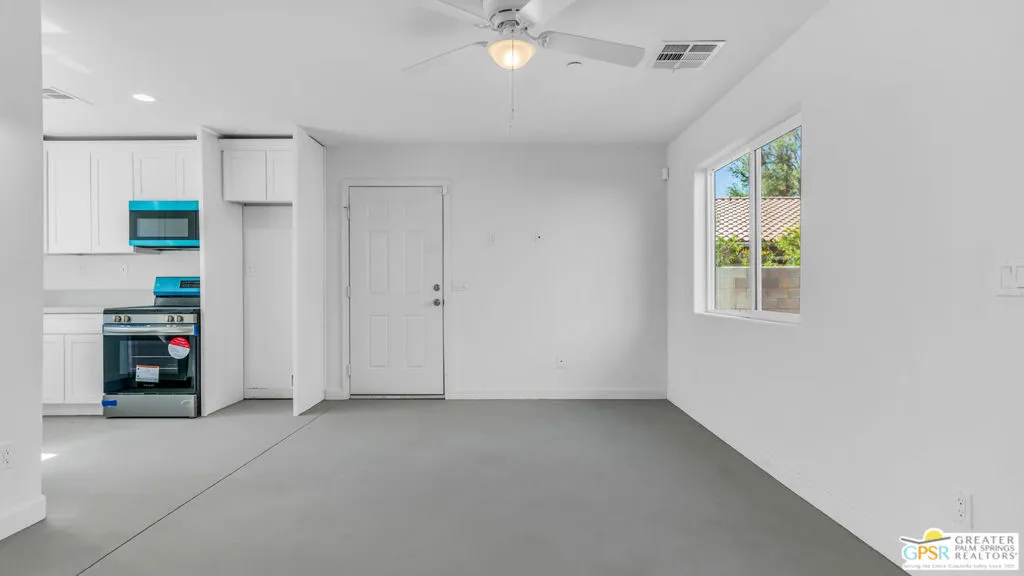 13704 Sarita Drive, Desert Hot Springs, California 92240 home-pic-26