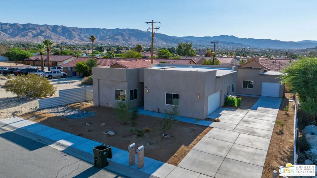 13704 Sarita Drive, Desert Hot Springs, California 92240 home-pic-47