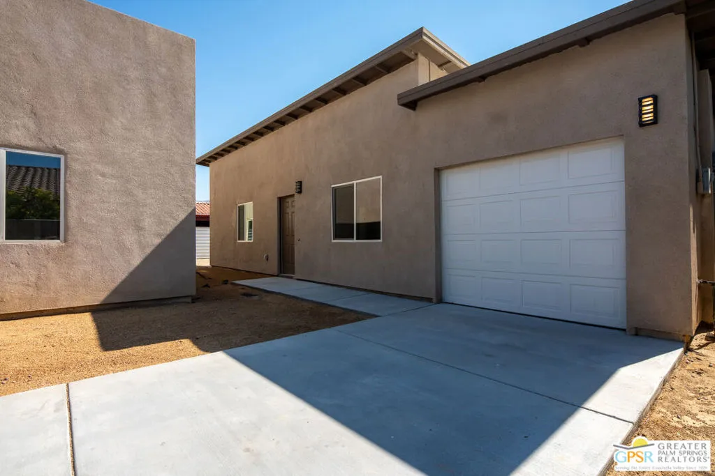 13704 Sarita Drive, Desert Hot Springs, California 92240 home-pic-54