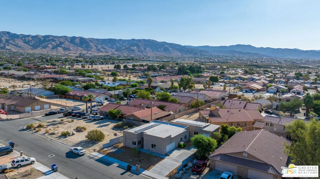 13704 Sarita Drive, Desert Hot Springs, California 92240 home-pic-39