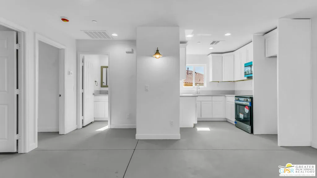 13704 Sarita Drive, Desert Hot Springs, California 92240 home-pic-24