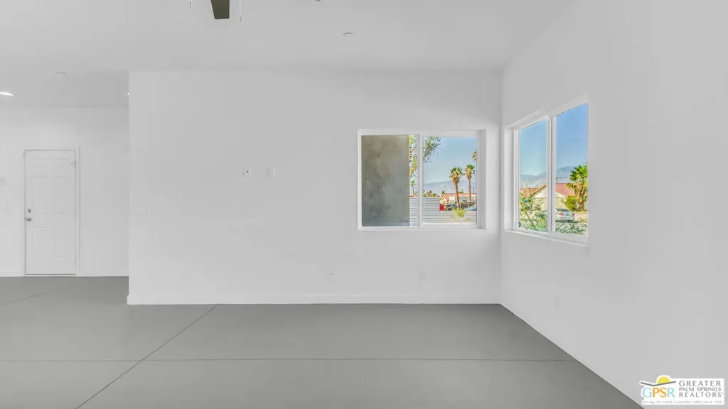 13704 Sarita Drive, Desert Hot Springs, California 92240 home-pic-10