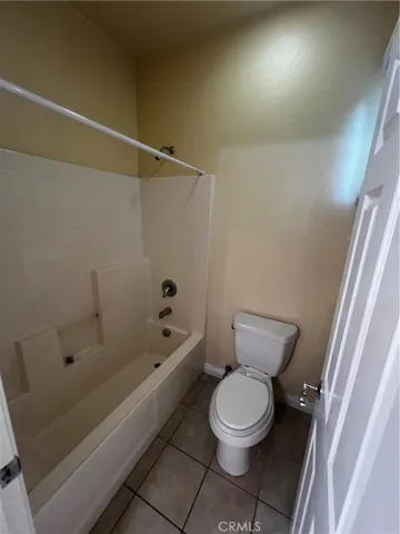 7090 Cottage Grove Drive, Eastvale, California 92880