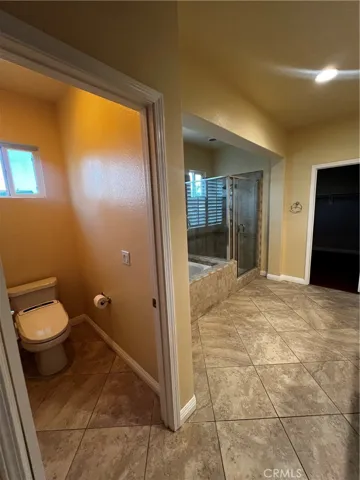 7090 Cottage Grove Drive, Eastvale, California 92880