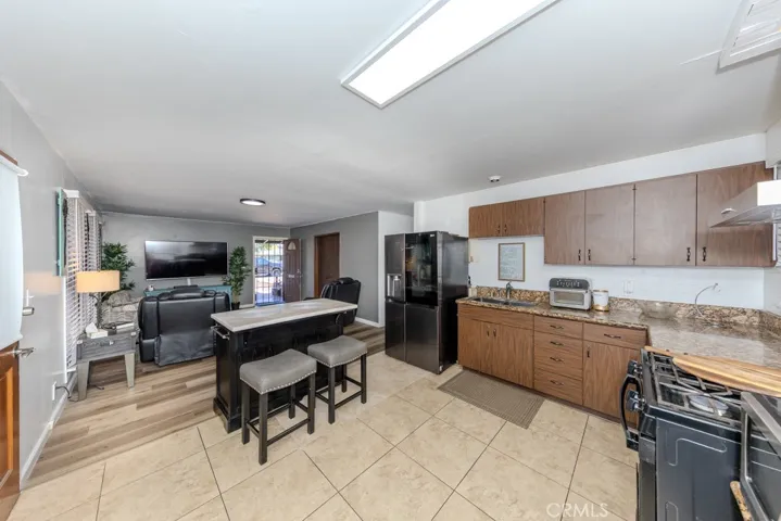 616 S Boxwood Street, Anaheim, California 92802