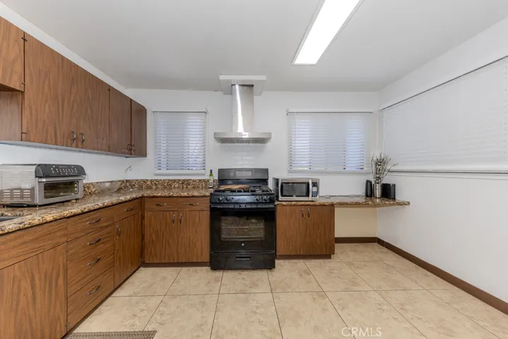 616 S Boxwood Street, Anaheim, California 92802