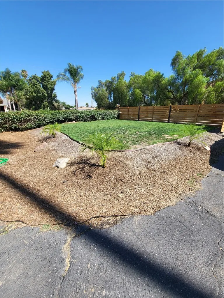 18470 7th Street, Bloomington, California 92316 home-pic-42