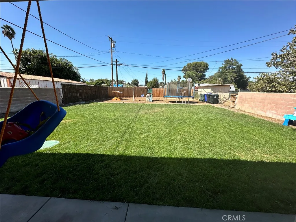 18470 7th Street, Bloomington, California 92316 home-pic-37