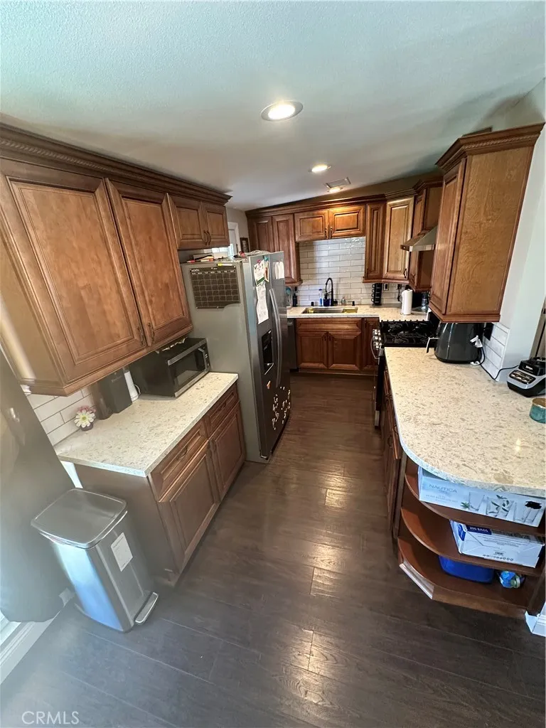18470 7th Street, Bloomington, California 92316 home-pic-23