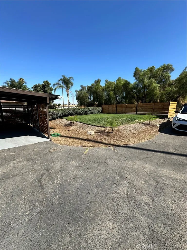 18470 7th Street, Bloomington, California 92316 home-pic-40