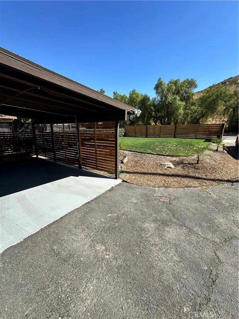 18470 7th Street, Bloomington, California 92316 home-pic-44
