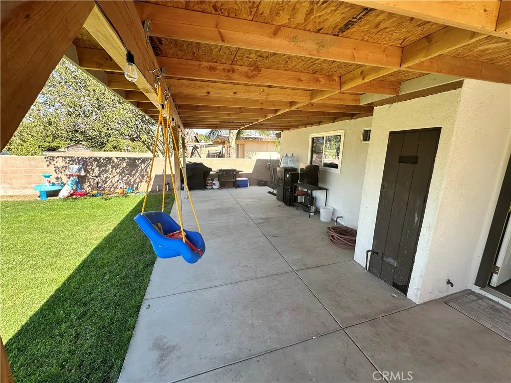 18470 7th Street, Bloomington, California 92316 home-pic-29