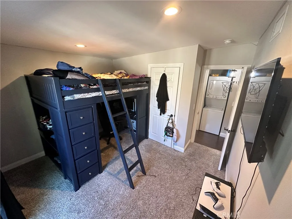 18470 7th Street, Bloomington, California 92316 home-pic-8