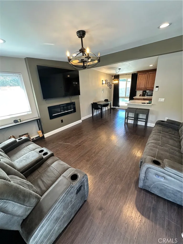 18470 7th Street, Bloomington, California 92316 home-pic-4
