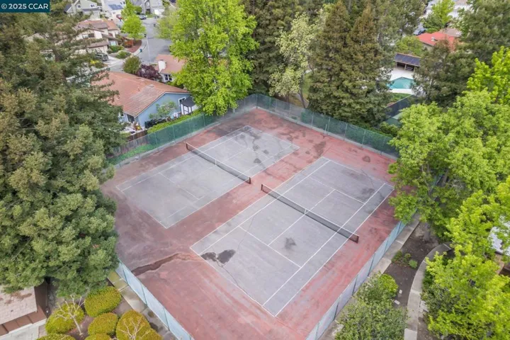 879 Camelback Pl, Pleasant Hill, California 94523