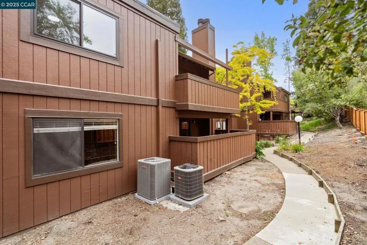 879 Camelback Pl, Pleasant Hill, California 94523