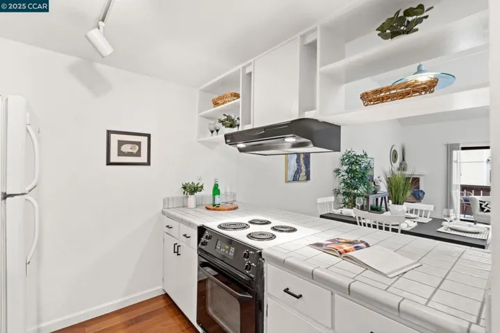 879 Camelback Pl, Pleasant Hill, California 94523