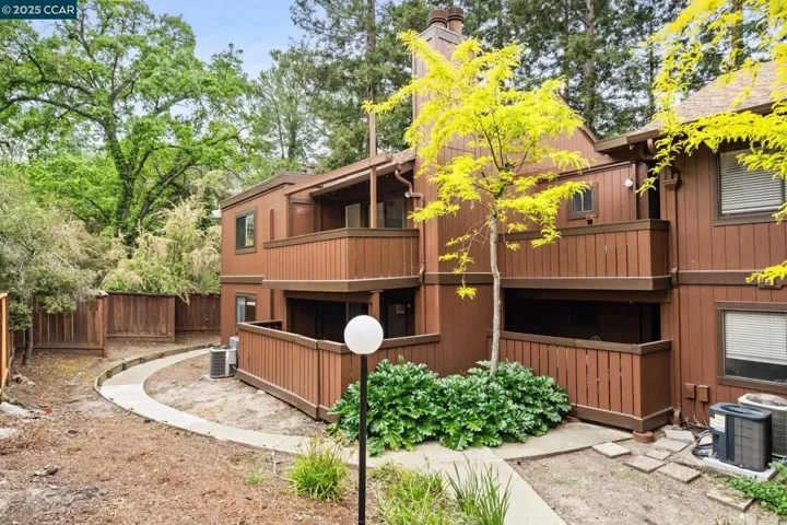 879 Camelback Pl, Pleasant Hill, California 94523