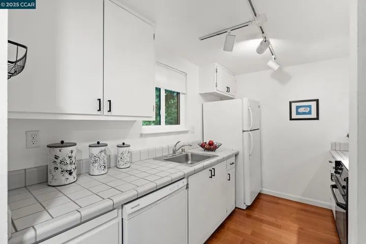 879 Camelback Pl, Pleasant Hill, California 94523