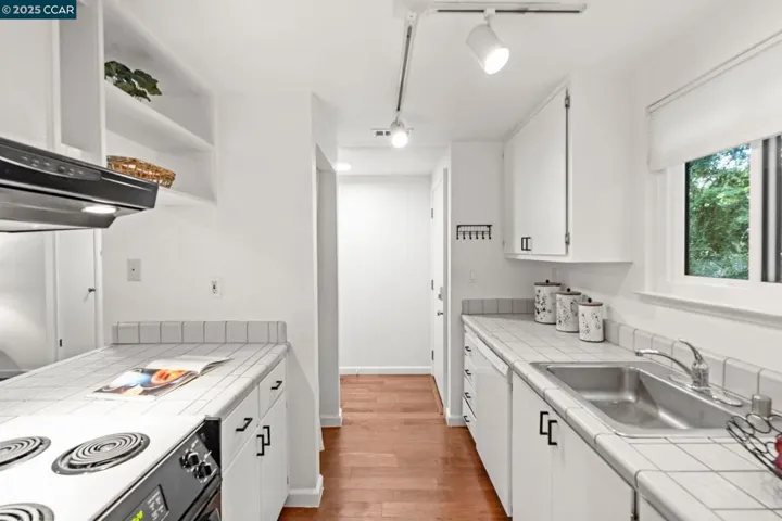 879 Camelback Pl, Pleasant Hill, California 94523